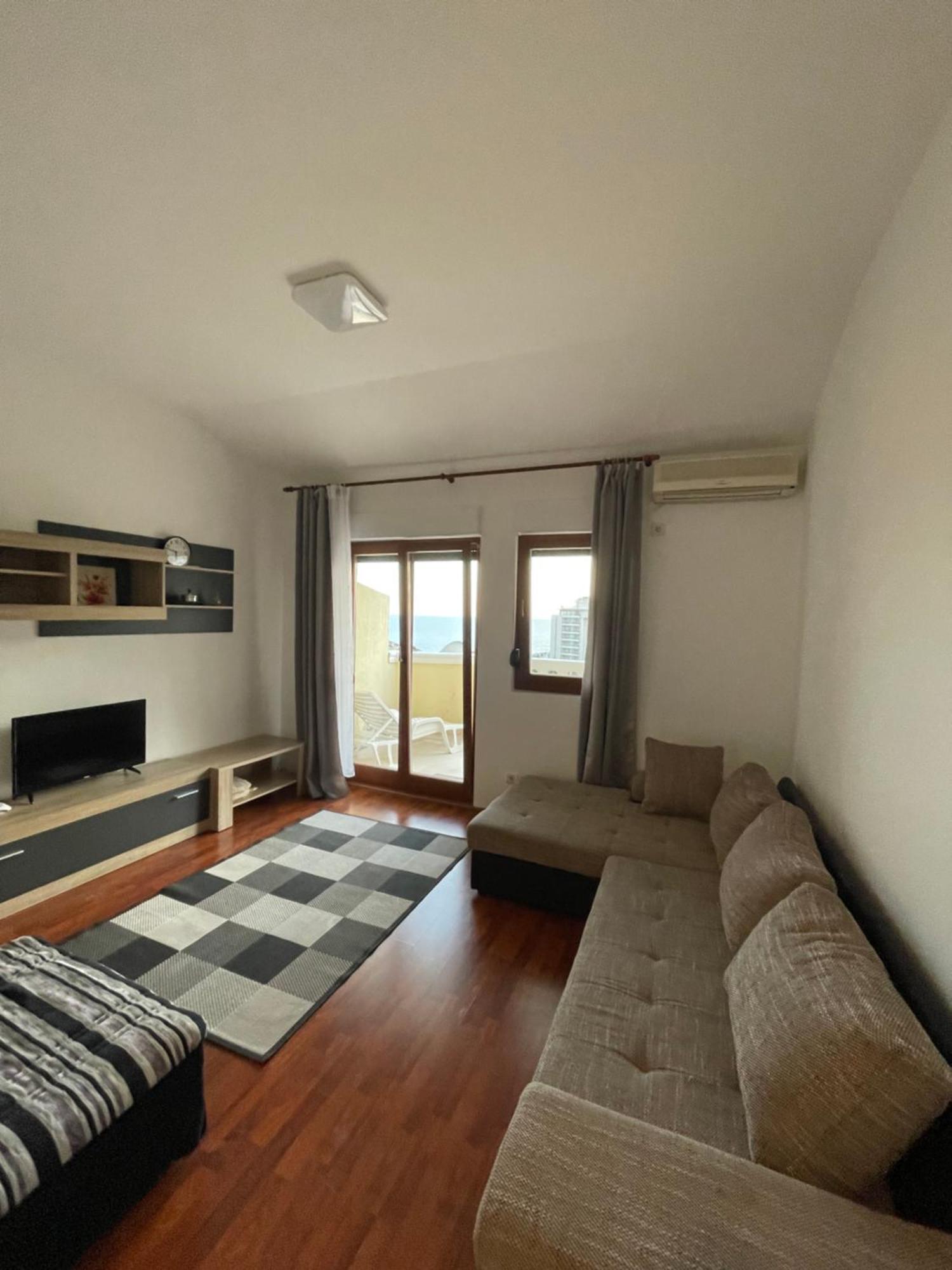 Apartment Tatjana Petrovac Bagian luar foto